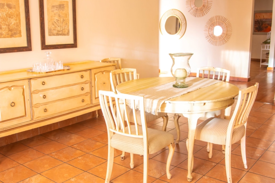 5 Bedroom Property for Sale in Cowies Hill KwaZulu-Natal