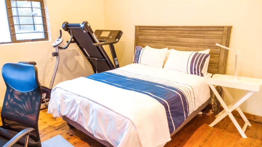 5 Bedroom Property for Sale in Cowies Hill KwaZulu-Natal