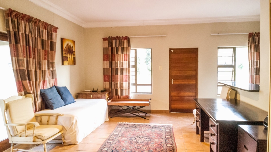 5 Bedroom Property for Sale in Cowies Hill KwaZulu-Natal