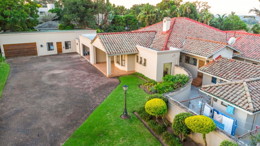 5 Bedroom Property for Sale in Cowies Hill KwaZulu-Natal