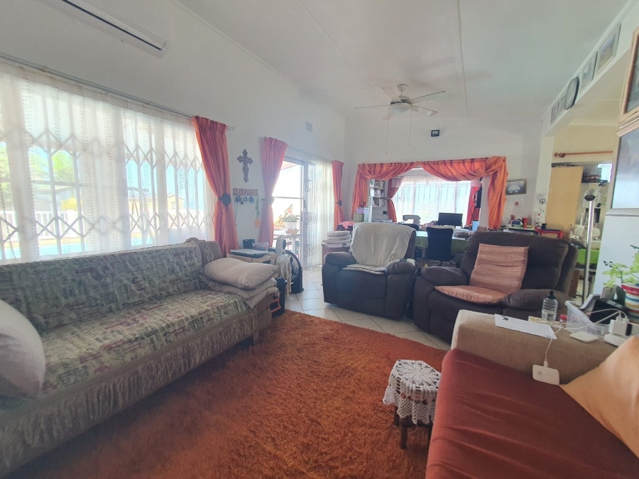 3 Bedroom Property for Sale in Sunwich Port KwaZulu-Natal