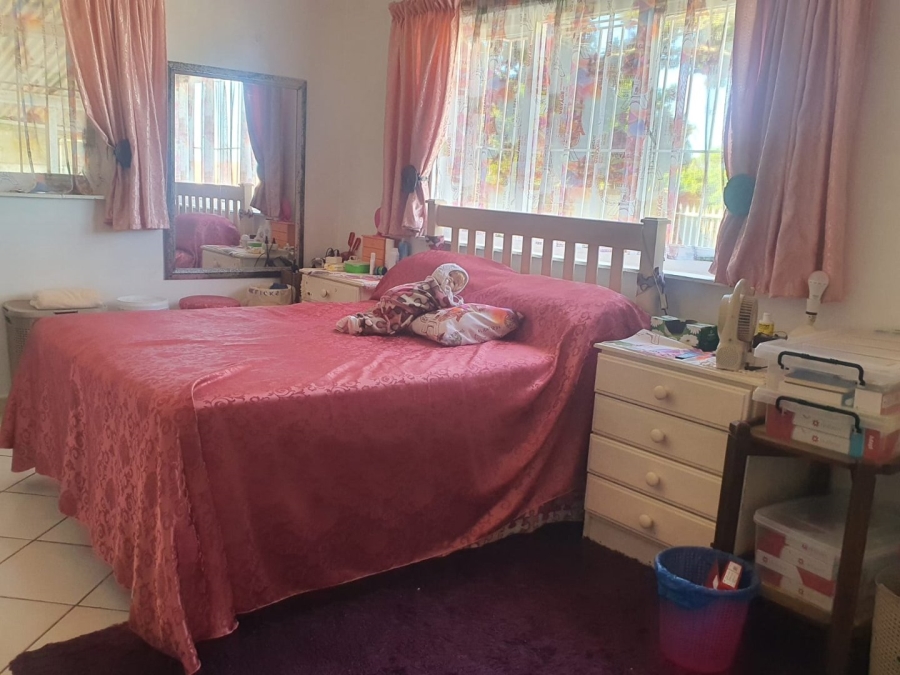 3 Bedroom Property for Sale in Sunwich Port KwaZulu-Natal
