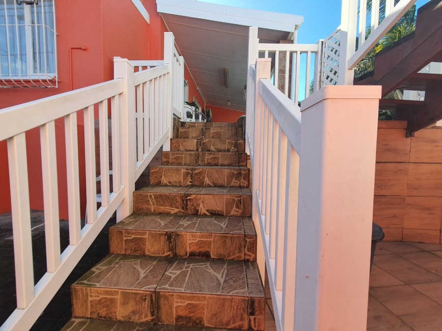 3 Bedroom Property for Sale in Sunwich Port KwaZulu-Natal