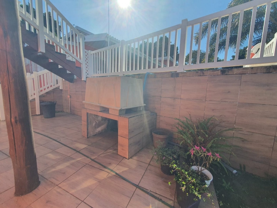 3 Bedroom Property for Sale in Sunwich Port KwaZulu-Natal