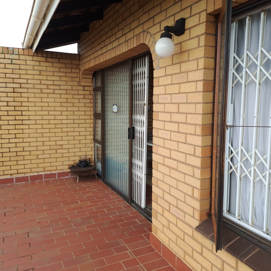 3 Bedroom Property for Sale in Scottburgh Central KwaZulu-Natal