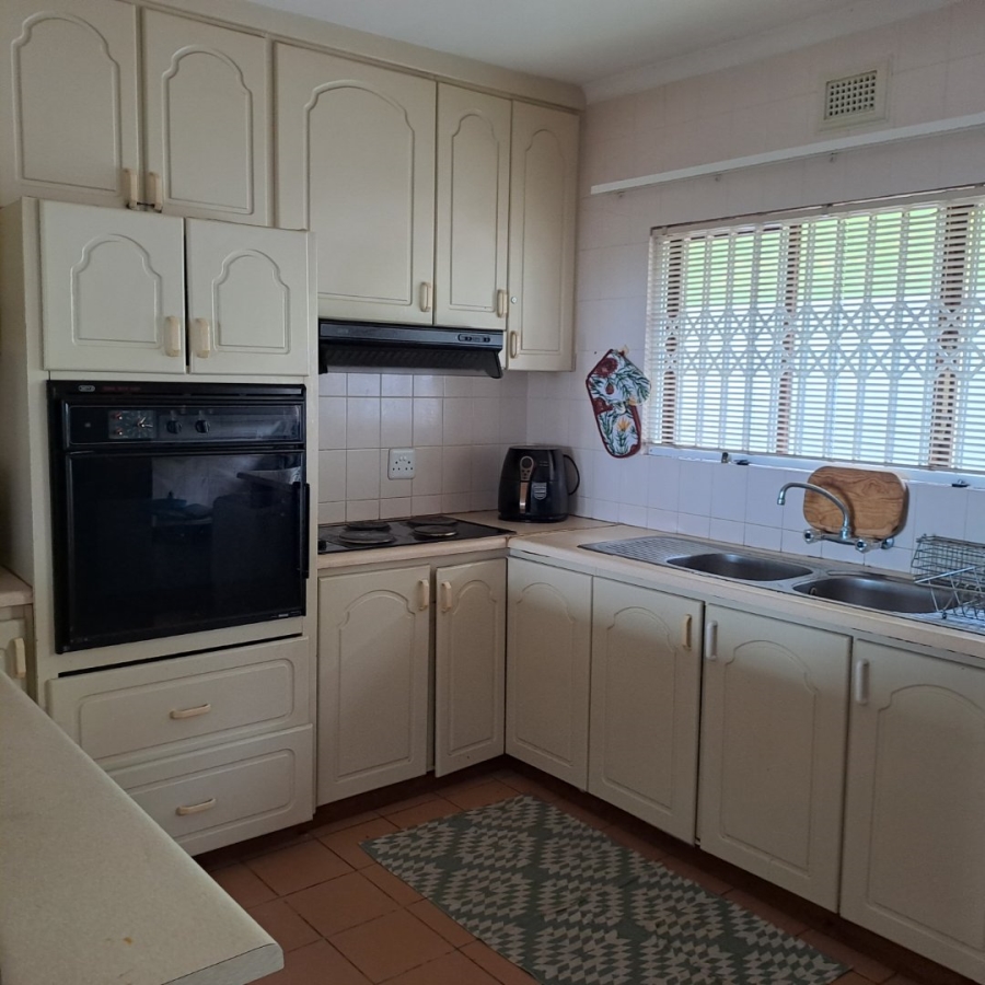 3 Bedroom Property for Sale in Scottburgh Central KwaZulu-Natal