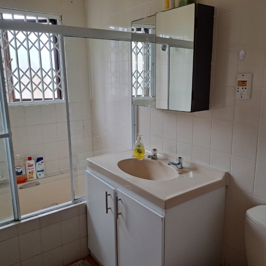 3 Bedroom Property for Sale in Scottburgh Central KwaZulu-Natal