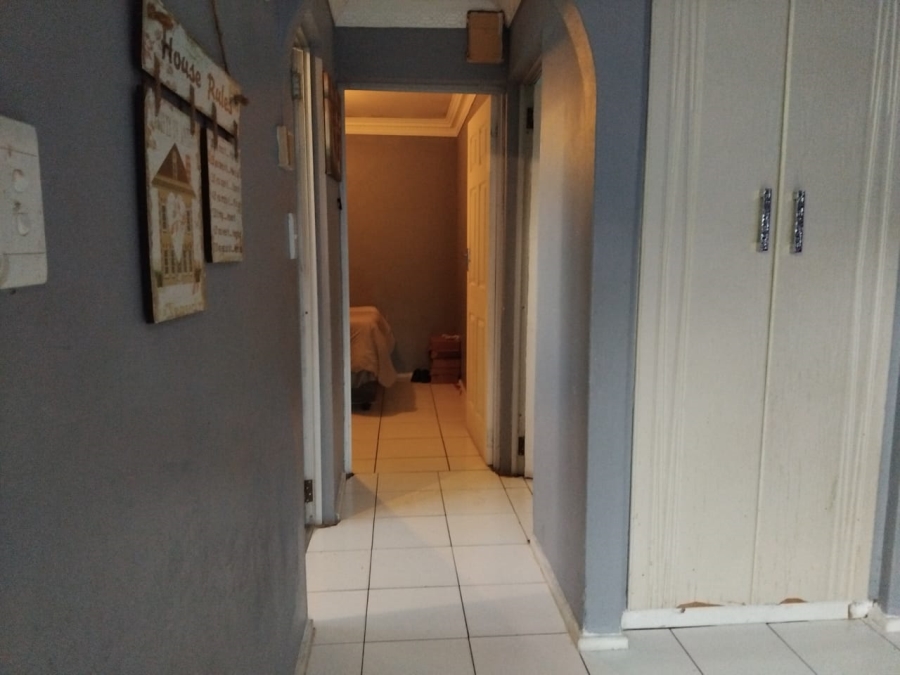 To Let 2 Bedroom Property for Rent in Bellair KwaZulu-Natal