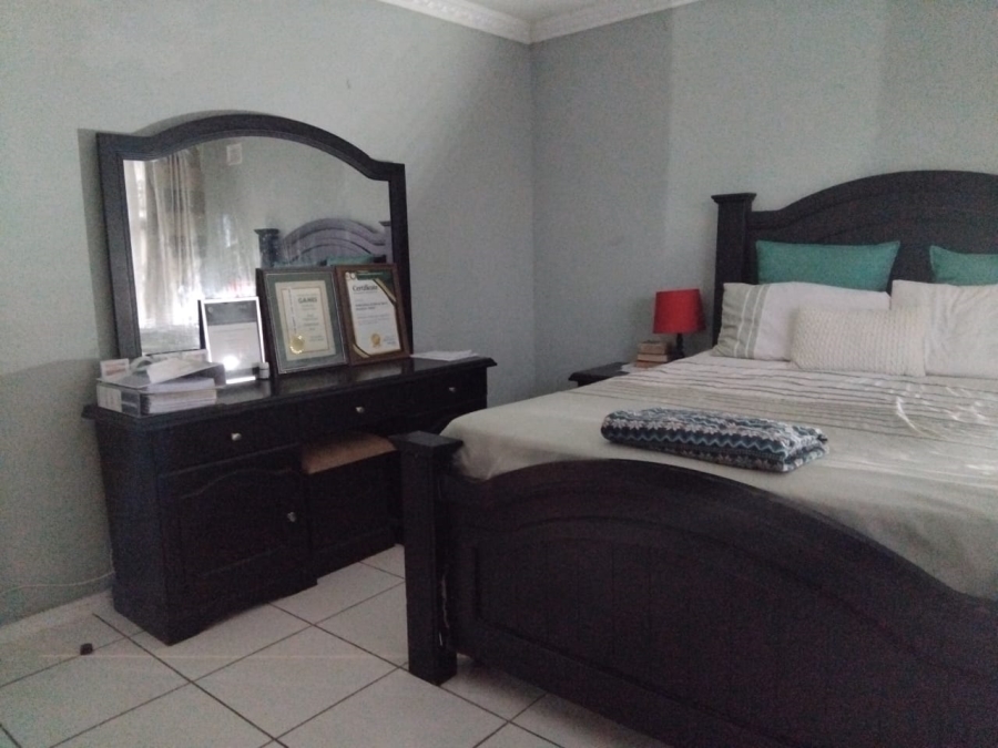To Let 2 Bedroom Property for Rent in Bellair KwaZulu-Natal