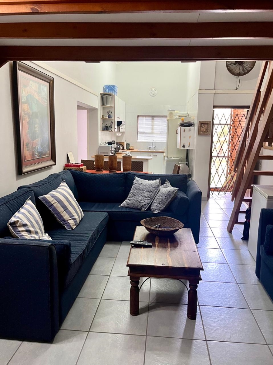 4 Bedroom Property for Sale in Hibberdene KwaZulu-Natal
