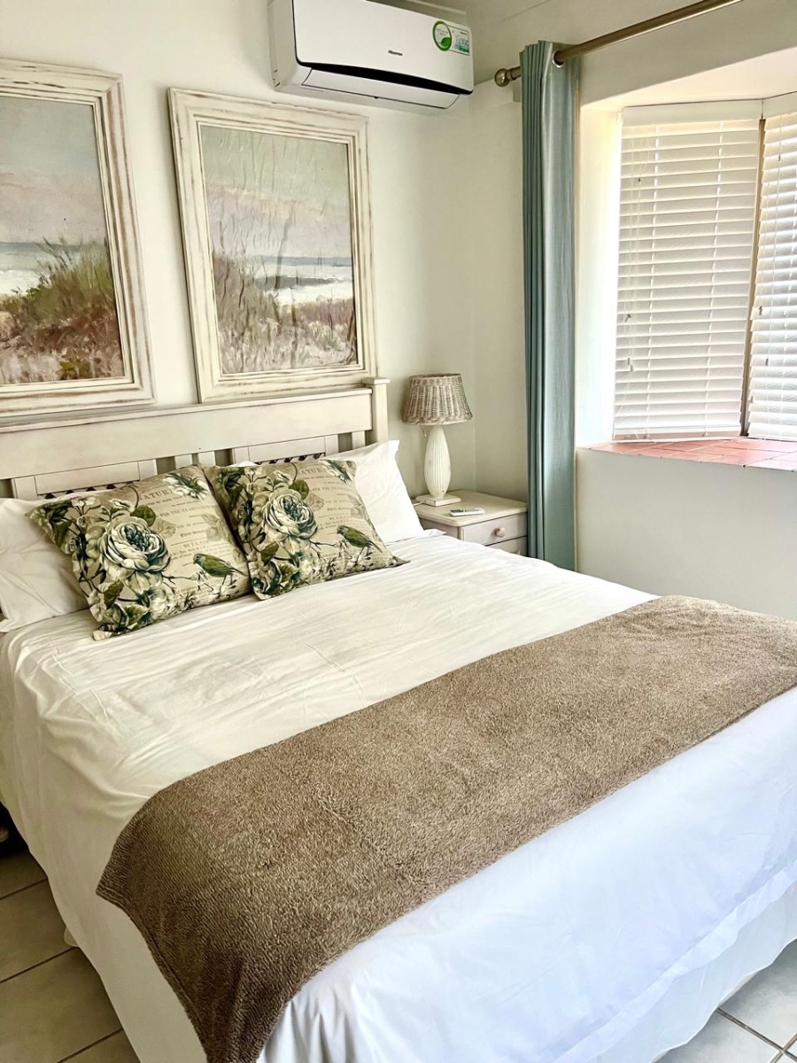 4 Bedroom Property for Sale in Hibberdene KwaZulu-Natal