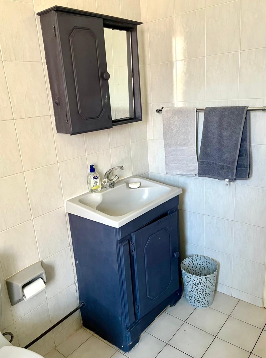 4 Bedroom Property for Sale in Hibberdene KwaZulu-Natal