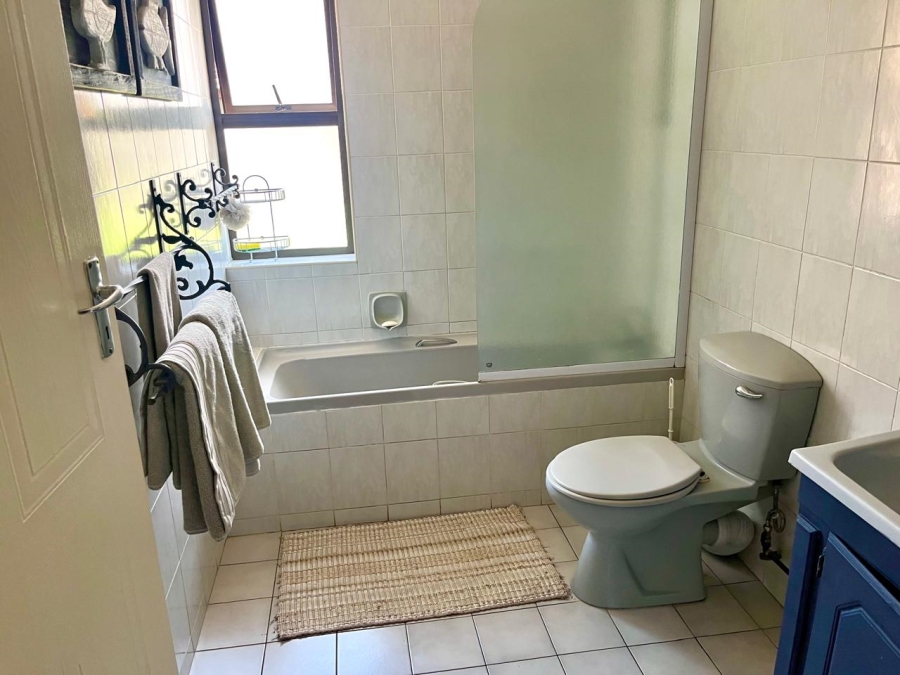 4 Bedroom Property for Sale in Hibberdene KwaZulu-Natal