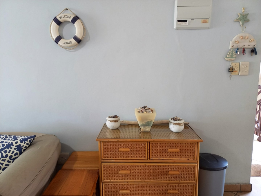 2 Bedroom Property for Sale in Hibberdene KwaZulu-Natal
