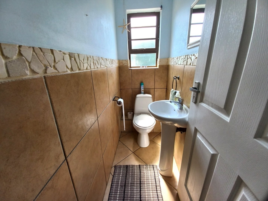 2 Bedroom Property for Sale in Hibberdene KwaZulu-Natal