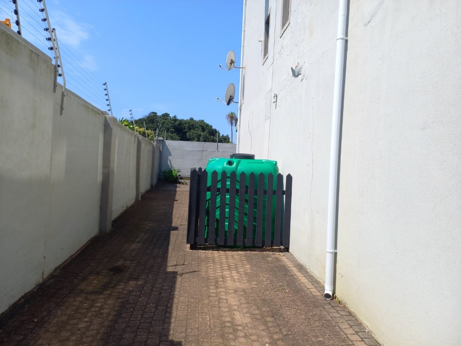 2 Bedroom Property for Sale in Hibberdene KwaZulu-Natal