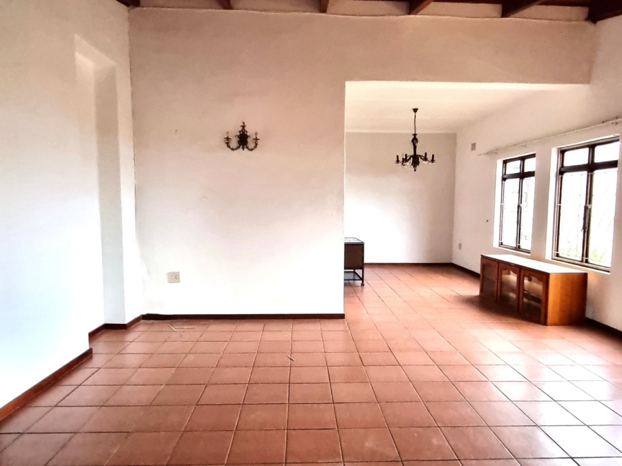 2 Bedroom Property for Sale in Port Edward KwaZulu-Natal