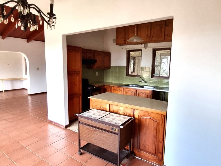 2 Bedroom Property for Sale in Port Edward KwaZulu-Natal