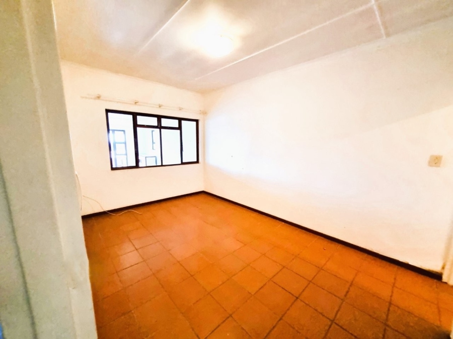 2 Bedroom Property for Sale in Port Edward KwaZulu-Natal