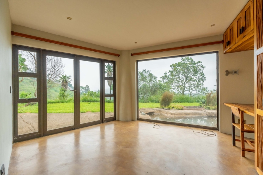 To Let 5 Bedroom Property for Rent in Phezulu KwaZulu-Natal
