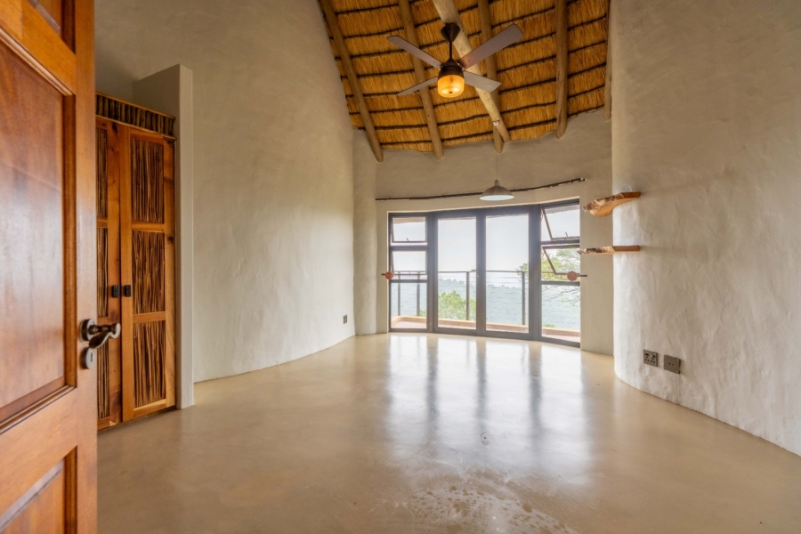 To Let 5 Bedroom Property for Rent in Phezulu KwaZulu-Natal
