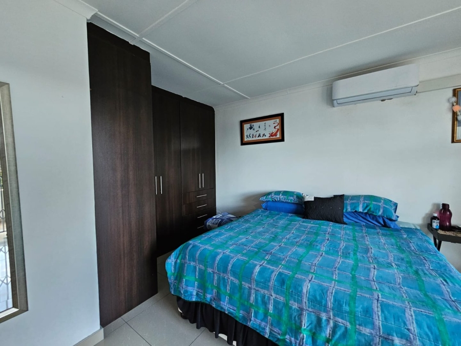 3 Bedroom Property for Sale in Umtentweni KwaZulu-Natal