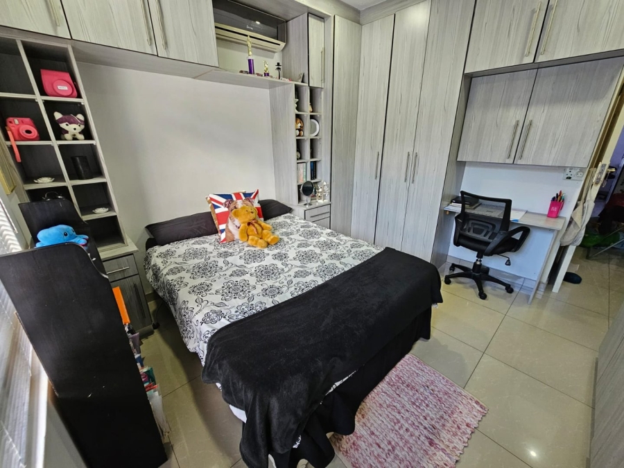 3 Bedroom Property for Sale in Umtentweni KwaZulu-Natal