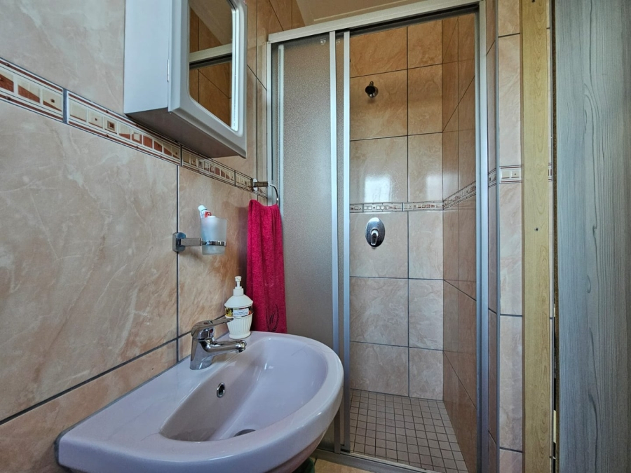 3 Bedroom Property for Sale in Umtentweni KwaZulu-Natal