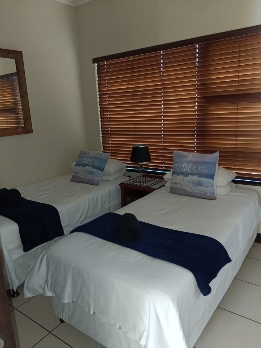 2 Bedroom Property for Sale in St Michaels On Sea KwaZulu-Natal