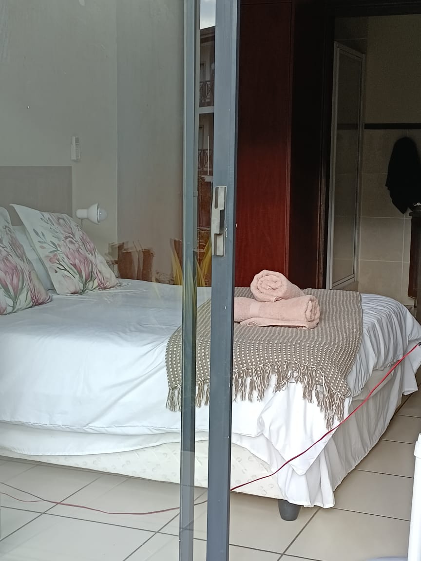 2 Bedroom Property for Sale in St Michaels On Sea KwaZulu-Natal