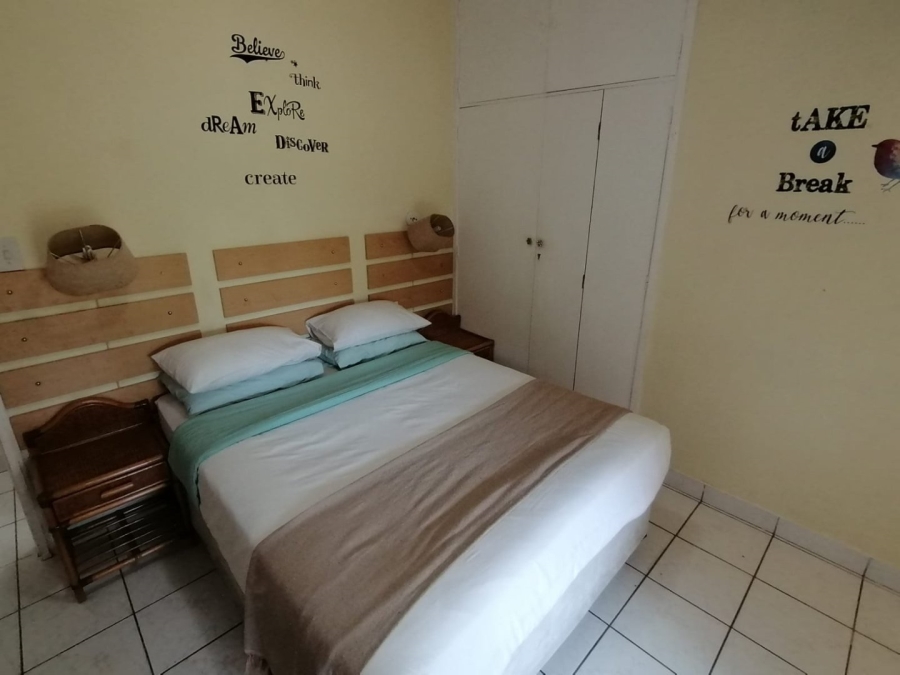 7 Bedroom Property for Sale in Shelly Beach KwaZulu-Natal