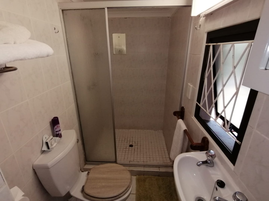 7 Bedroom Property for Sale in Shelly Beach KwaZulu-Natal