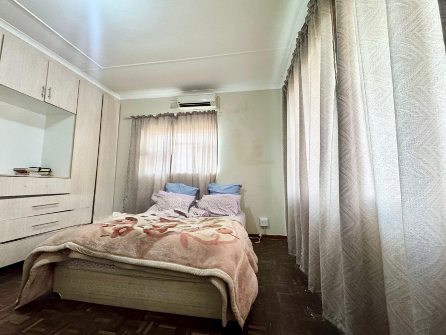 4 Bedroom Property for Sale in Lennoxton KwaZulu-Natal