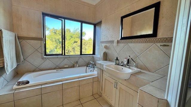 3 Bedroom Property for Sale in Southbroom KwaZulu-Natal