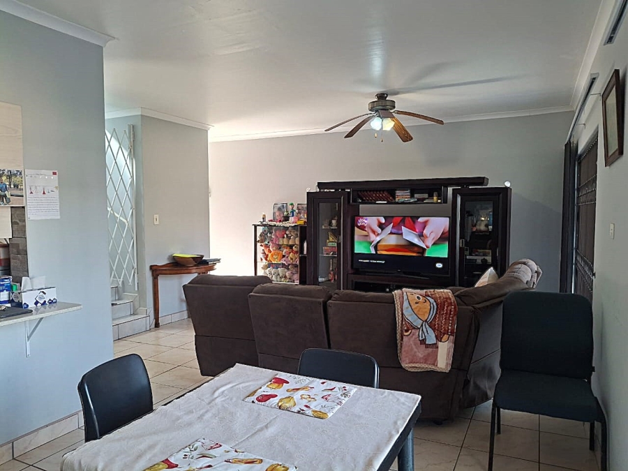 3 Bedroom Property for Sale in Shelly Beach KwaZulu-Natal