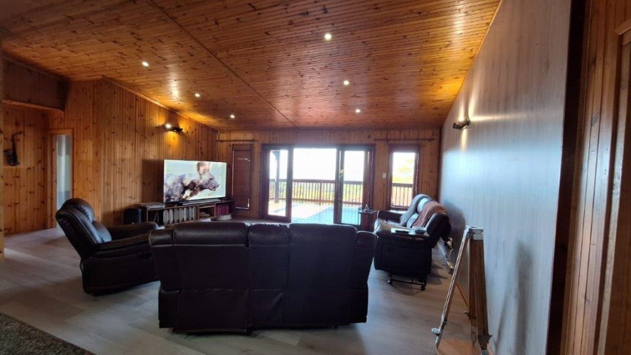 3 Bedroom Property for Sale in Southport KwaZulu-Natal