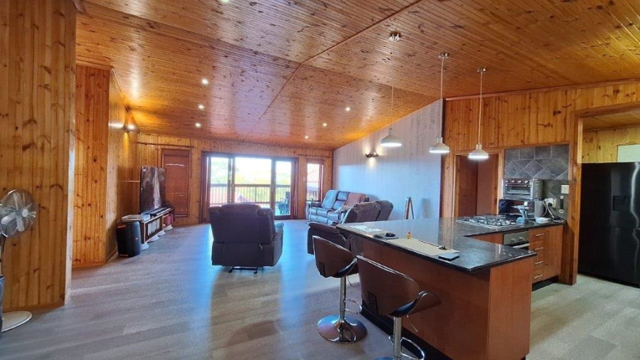 3 Bedroom Property for Sale in Southport KwaZulu-Natal