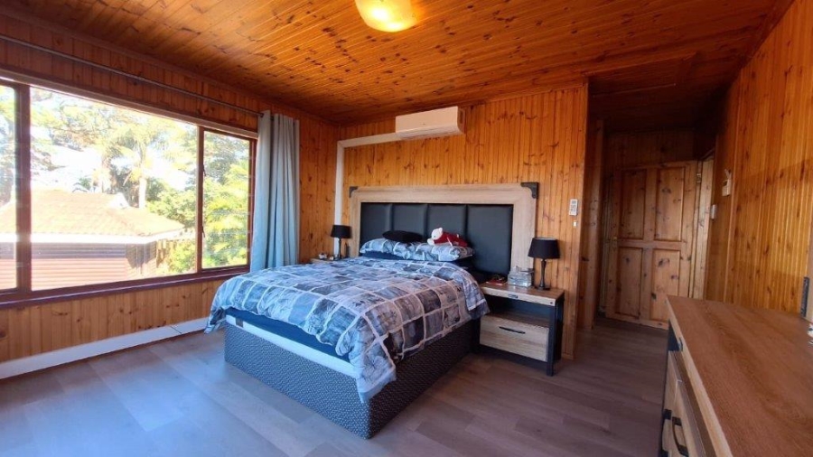 3 Bedroom Property for Sale in Southport KwaZulu-Natal