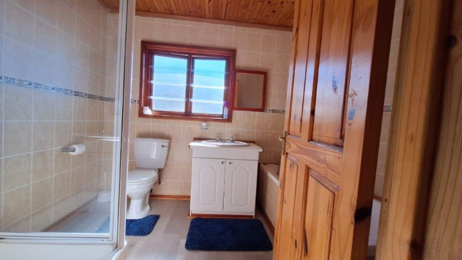 3 Bedroom Property for Sale in Southport KwaZulu-Natal