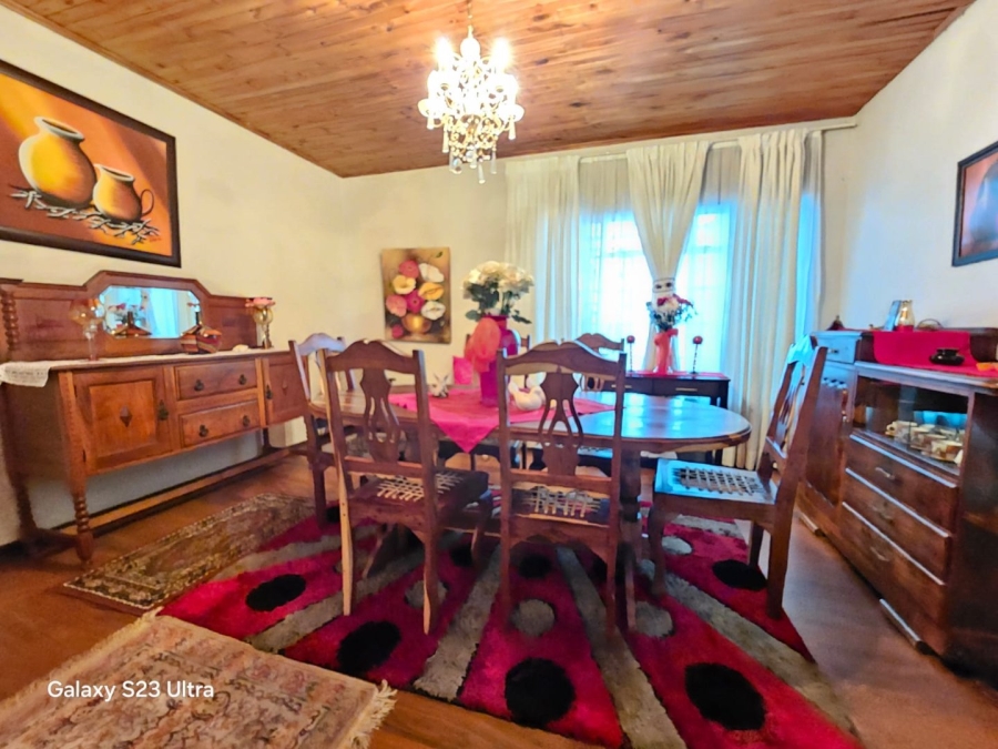 5 Bedroom Property for Sale in Sunnyridge KwaZulu-Natal