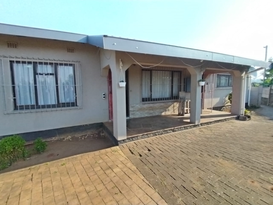 4 Bedroom Property for Sale in Margate KwaZulu-Natal