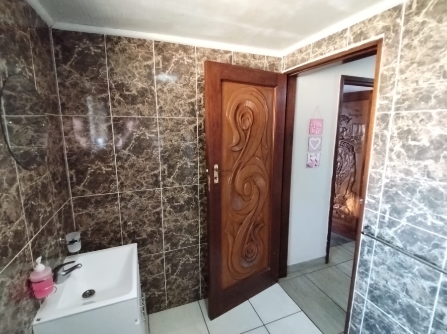 4 Bedroom Property for Sale in Margate KwaZulu-Natal