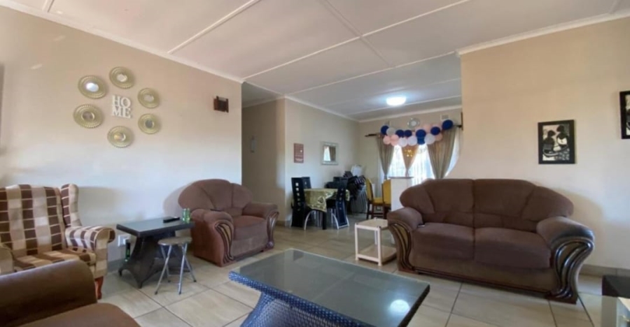 4 Bedroom Property for Sale in Margate KwaZulu-Natal