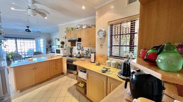 3 Bedroom Property for Sale in St Michaels On Sea KwaZulu-Natal