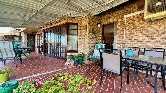 3 Bedroom Property for Sale in St Michaels On Sea KwaZulu-Natal