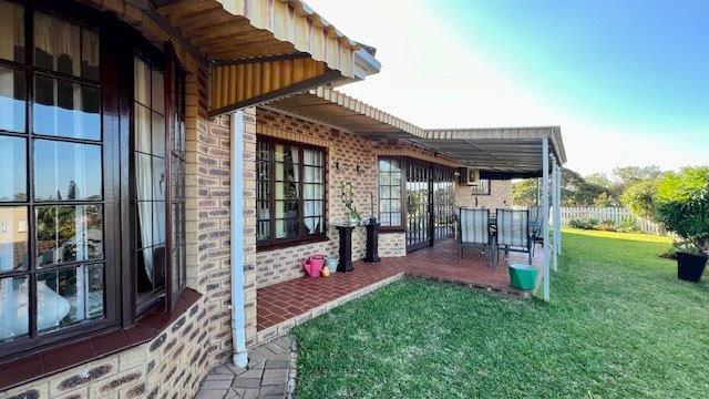 3 Bedroom Property for Sale in St Michaels On Sea KwaZulu-Natal