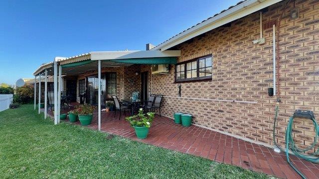 3 Bedroom Property for Sale in St Michaels On Sea KwaZulu-Natal