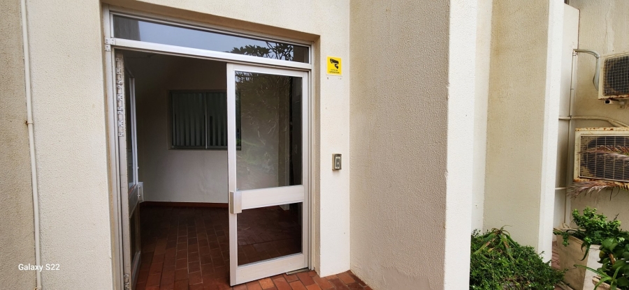 4 Bedroom Property for Sale in Umhlanga KwaZulu-Natal
