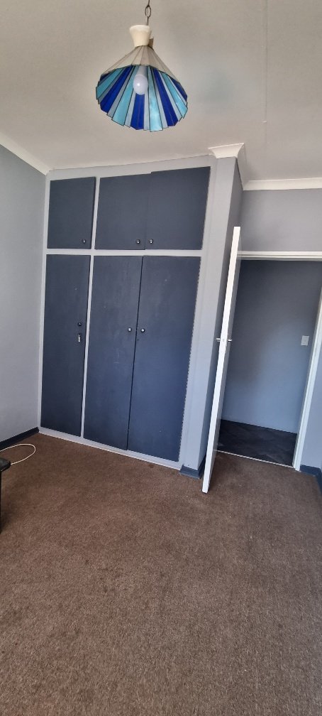 6 Bedroom Property for Sale in Pioneer Park KwaZulu-Natal