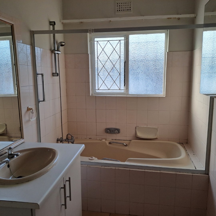 2 Bedroom Property for Sale in Scottburgh Central KwaZulu-Natal